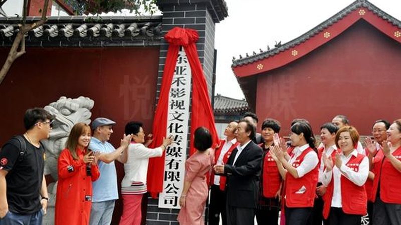 新媒体媒介投放数据分析工具：揭秘其核心价值与应用之道